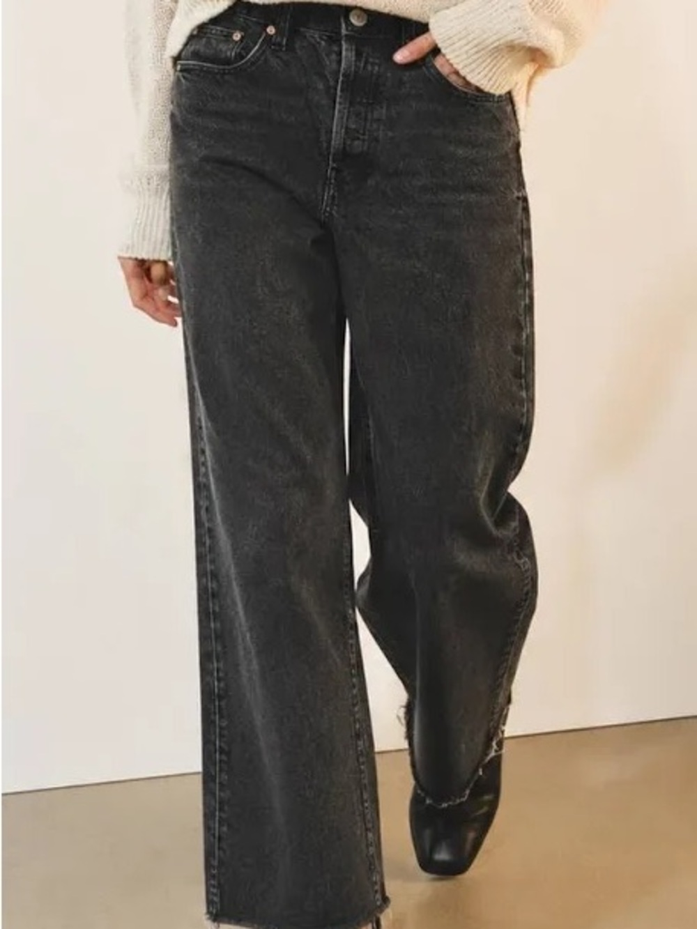Zara high rise straight leg jeans size 8